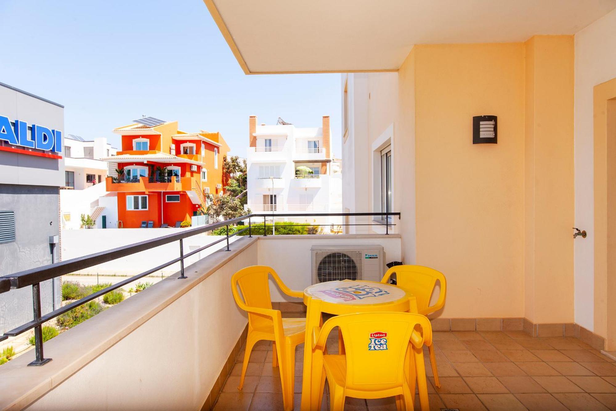 A05 - Luxury 1 Bed Fully Equipped With Pool Apartment Lagos Exterior photo